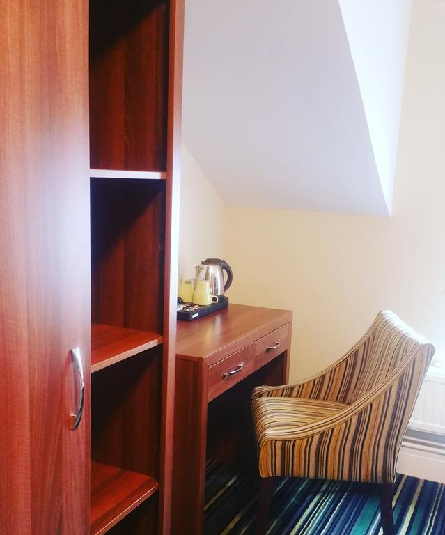 Manor Parc Hotel Cardiff Cameră foto